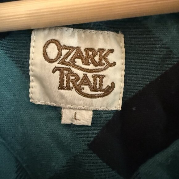 Vintage Y2k Ozark Trail Flannel Plaid Insulated Zip Vest Jacket Outdoor Large - Picture 2 of 10